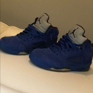 Retro Jordans sneakers